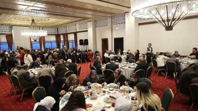 Konya Büyükşehir Belediyesi “Yaşlılara Hürmet Haftası” Kapsamında İftar Programı Düzenledi