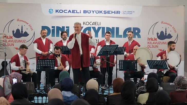 Kulakların da gönüllerin de pasını sildiler