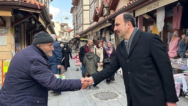Lider Altay İftar Öncesi ve Teravih Sonrası Konyalılarla Bir Ortaya Geldi