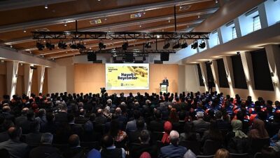 Lider Altay, Konya Büyükşehir Belediyesi Çalışanlarıyla Bayramlaştı