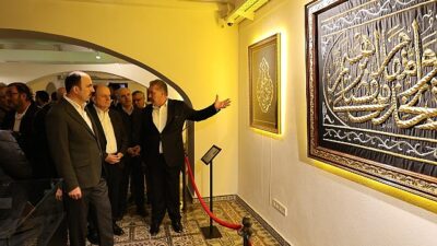 Lider Altay Tüm Konyalıları Kutsal Emanetler Standı’nı Görmeye Davet Etti