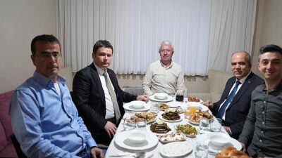 Lider Aydın, Ayaz ailesinin iftar sofrasına konuk oldu