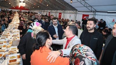 Lider Rasim Arı, Binlerce Bireyle İftar Yaptı
