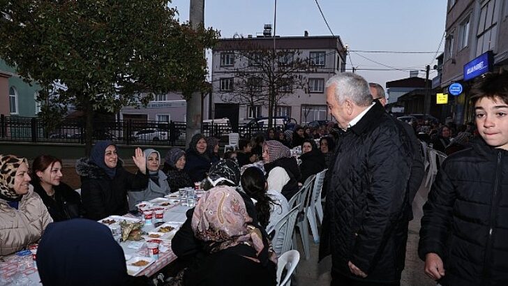 Lider Şadi Özdemir Gökçe Mahallesi’nde iftara katıldı