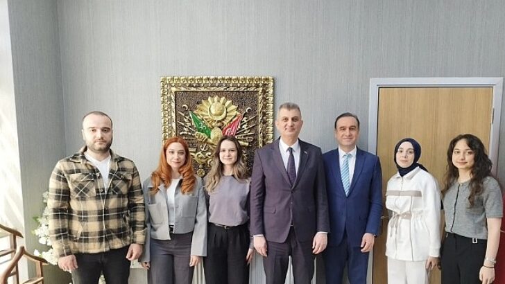 Lider Sezer sıhhat çalışanlarının tıp bayramını kutladı