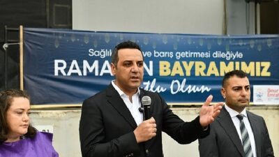 Lider Yıldız, Belediye İşçisi ile Bayramlaştı