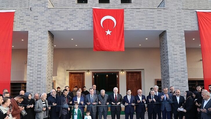 Maltepe Mahallesi Konyalı Hacı Veyiszade Camii İbadete Açıldı