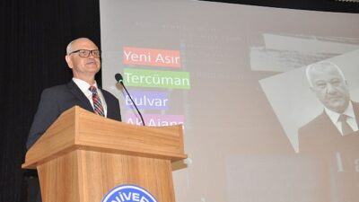 Mehmet Aykırı, İletişim Fakültesi öğrencilerine meslek ipuçları verdi