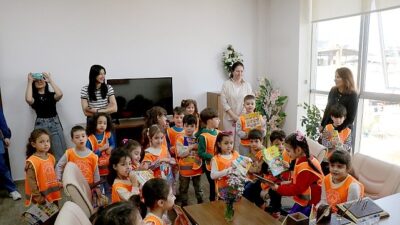 Minik Öğrencilerden Lider Özel’e Ziyaret