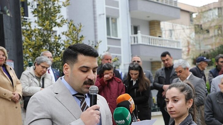 Mudanya Belediyesinden Emir Ali Usta’ya Vefa Güzelyalı kapalı pazar yeri’ne Emir Ali Usta’nın adı verildi
