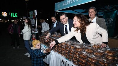 Nilüfer Belediyesi’nden Kadir Gecesi’nden kandil simidi ikramı