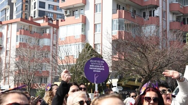 Nilüferli kadınlar, 8 Mart’ta adalet ve eşitlik için yürüdü