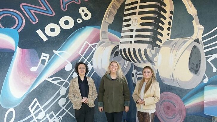 Radyo Ege Kampüs’te “Büyülü Tınılar”