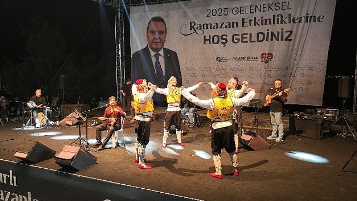 Ramazan etkinliklerinde Burdurlular ve Çanakkaleliler gecesi