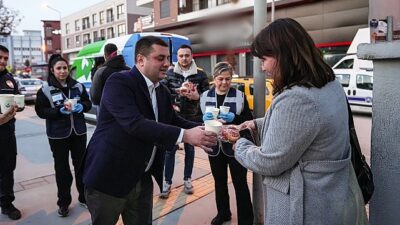 Torbalı Belediyesi’nden İftara Yetişemeyenlere Çorba İkramı