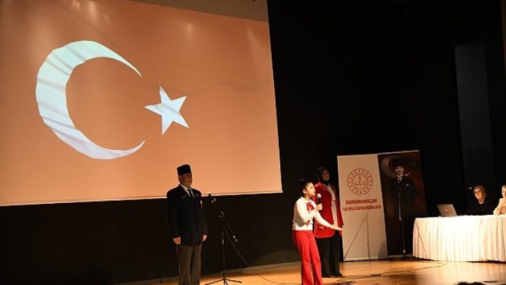 Üç Nesil Bir Ortada İstiklal Marşı