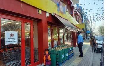 Zabıta grupları kaldırım işgaline müsaade etmiyor