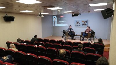 100 Yüze İmza ve Söyleşi Programının Nisan Ayı Konuğu Yunus Emre Özsaray Oldu!