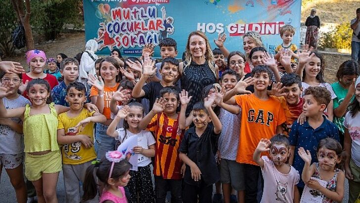 23 Nisan coşkusu Konak’tan yayılacak