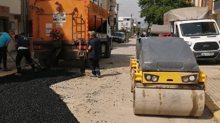 Ataevler’de Asfalt Yama Çalışmaları Aralıksız Sürüyor