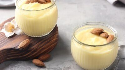 Bademli Muhallebi