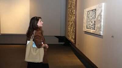 “Baktığın Yerde” standı Nilüfer’de izlemine açıldı