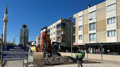 Başkan Çerçioğlu, Efeler’in yollarını yenilemeyi sürdürüyor