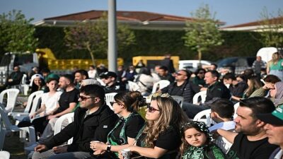 Başkan Kocaman, Kocaelispor’un Maçını Kartepelilerle İzledi