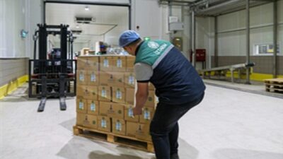 Bayındır Süt Fabrikası’nda çarklar döndü, üreticinin yüzü güldü