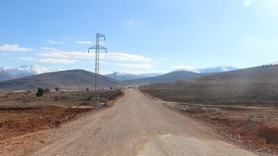 Büyükşehir’den Korkuteli küme yollarında çalışma