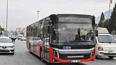 Büyükşehir’den Ulaşımda Şenlik Düzenlemesi