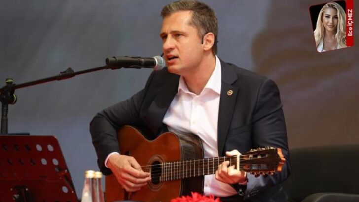 Deniz Yücel, İmamoğlu için gitar çalıp müzik söyledi