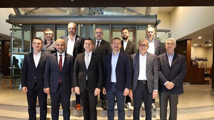 Deri dalında ihracatın yıldızları mükafatlarına kavuştu