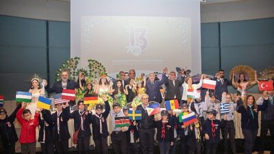 Dünya Çocukları Karnaval’da “Barış ve Dostluk” Bildirisi Verdi