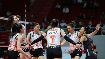 Eczacıbaşı Dynavit avantajı kaptı