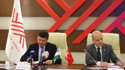 Ege Üniversitesi kurucu üniversiteler ortasında yer aldı