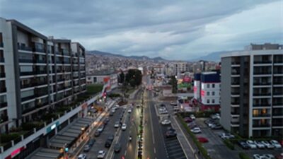 Eski Havaalanı Caddesi inançlı, konforlu ve ışıl ışıl