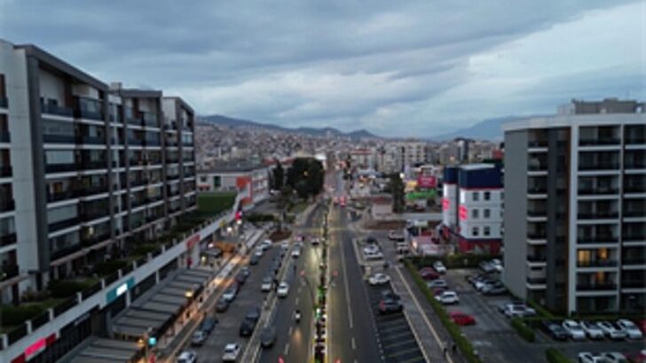 Eski Havaalanı Caddesi inançlı, konforlu ve ışıl ışıl