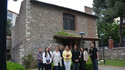 EÜ Etnografya Müzesinde sanat yapay zekâyla buluştu