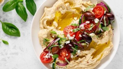 Humuslu Salata
