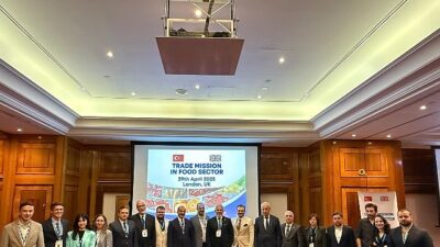 İngilizlerin sofralarını Türk lezzetleriyle donatmaya gittiler