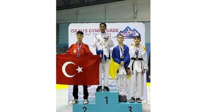 İzmir’li Öğrenciden Dünya İkinciliği Gururu!