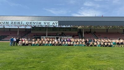 Kahramankazan’lı güreşçiler şampiyonaya damga vurdu
