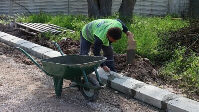 Kartepe Belediyesi’nden Acısu’da Kapsamlı Parke Tamiratı