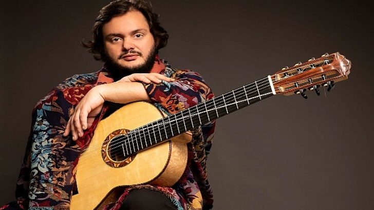Klasik gitarın ustasından Brazilya müziği coşkusu