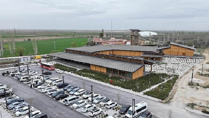 Konya Büyükşehir’e İlişkin Tanıtım Merkezleri Bayram Tatilinde de Beğenilen Yerler Oldu Lider Altay: “Herkesi Dört Mevsim Hoş Olan Konya’ya Davet Ediyorum”