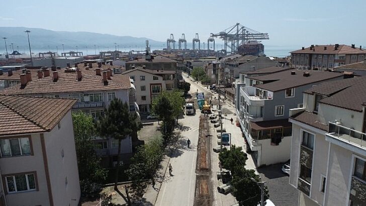Körfez Mimar Sinan Mahallesi’nde 44 Kilometrelik Altyapı Yatırımı Sürüyor