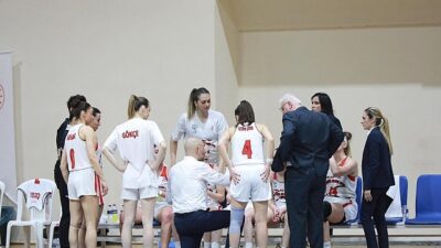 Körfezin İncileri çeyrek finalde veda etti
