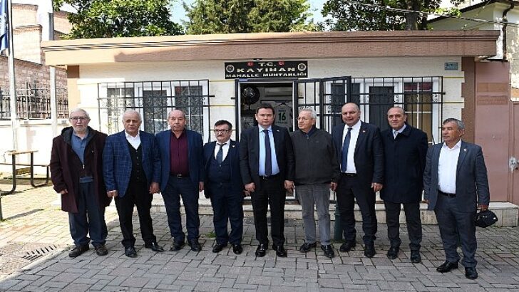 Lider Aydın, Kayıhan Çarşısı esnafı ile buluştu