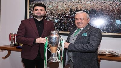 Lider Şadi Özdemir’den Bursaspor’a takviye: Her vakit yanınızdayız